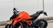 KTM 1390 SUPER DUKE R