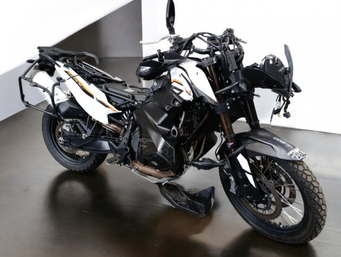 KTM 790 ADVENTURE MOTO ACCIDENTE RSV 