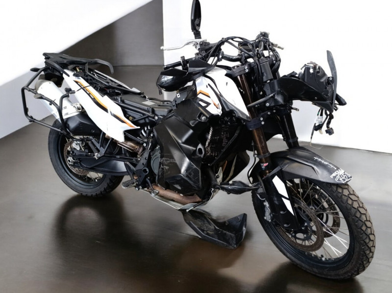 KTM 790 ADVENTURE MOTO ACCIDENTE RSV 