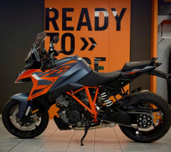 KTM 1290 SUPER DUKE GT