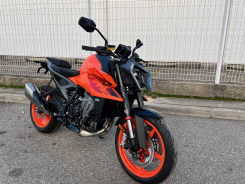 KTM 990 DUKE