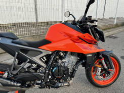 KTM 990 DUKE