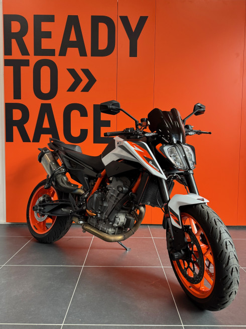 KTM 890 DUKE R