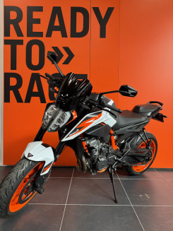 KTM 890 DUKE R