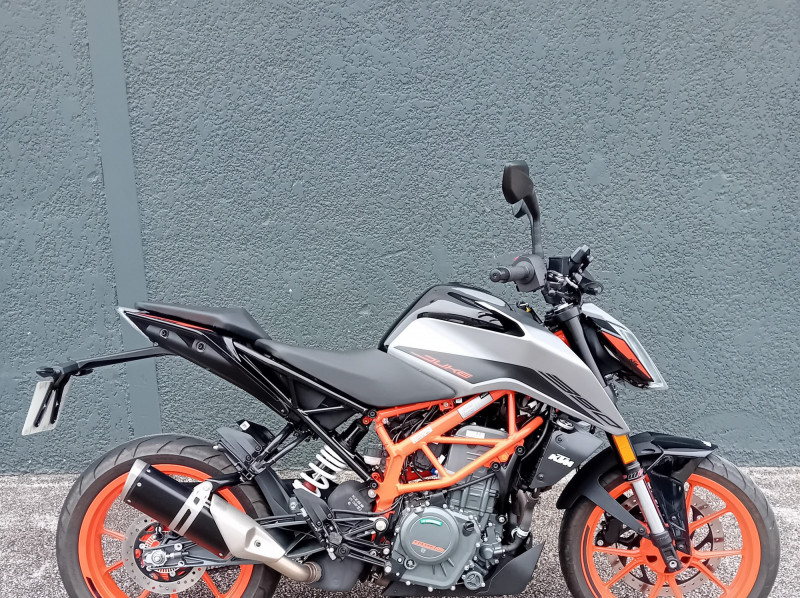 KTM 390 DUKE